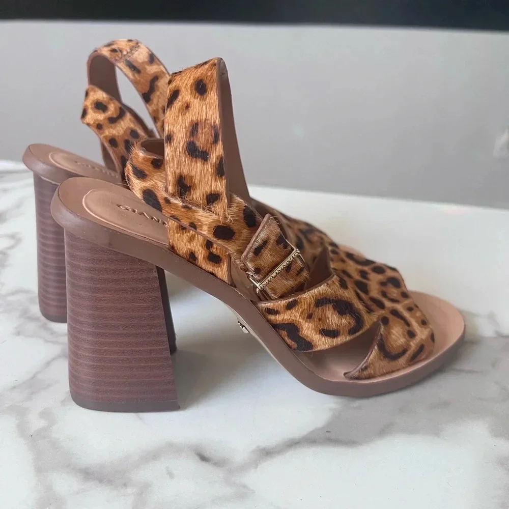 Gianni Bini gently loved